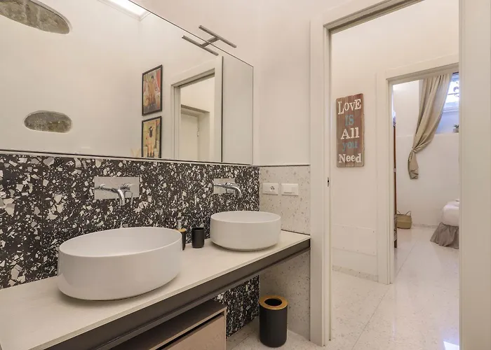 Welchome Cellini Apartman *